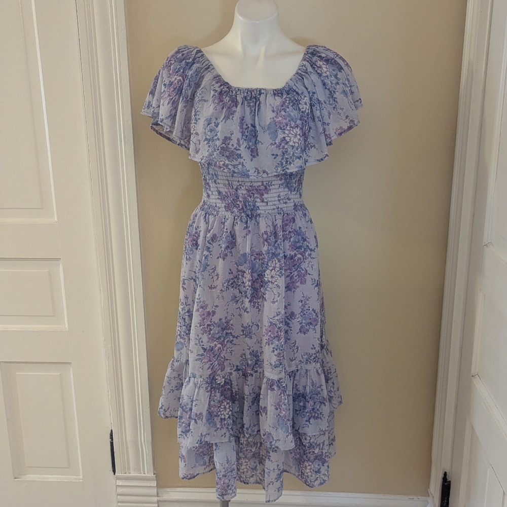Vintage pale purple floral ruffle dress size S Union Made.